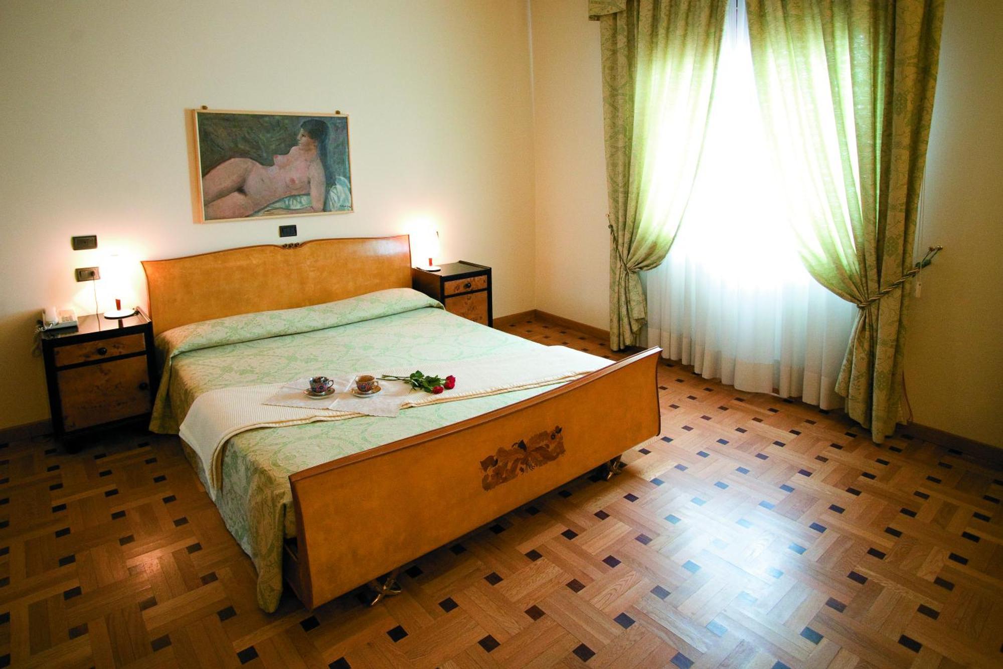Alla Rocca Hotel Conference & Restaurant Bazzano Екстериор снимка