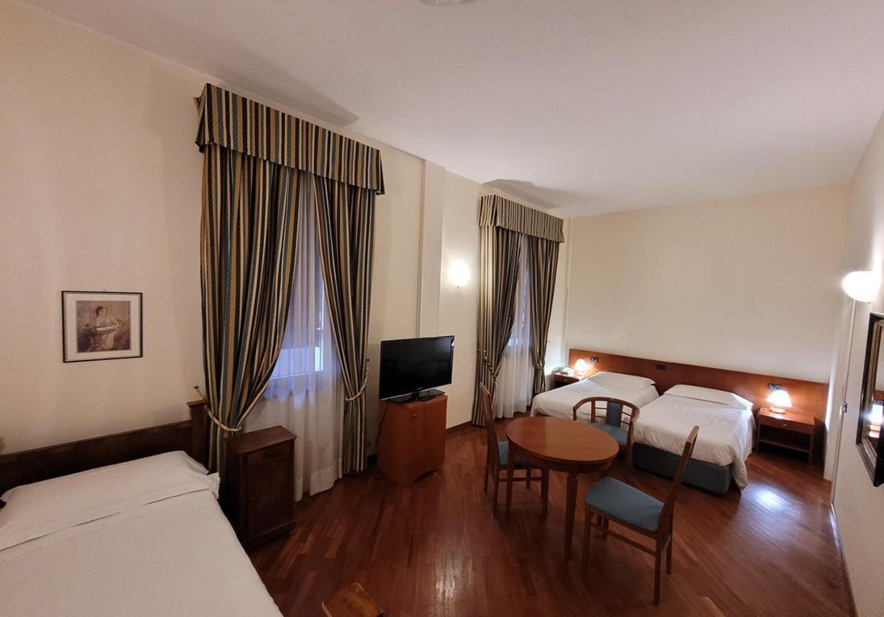 Alla Rocca Hotel Conference & Restaurant Bazzano Екстериор снимка